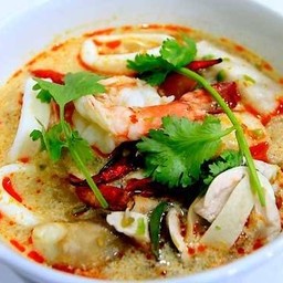 ต้มยำกุ้ง ปลาหมึก น้ำข้น