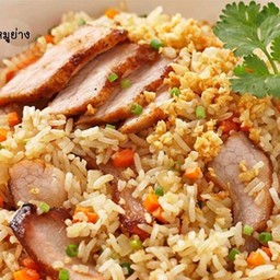 [อร่อยซ่ากับโค้ก] ข้าวผัดคอหมูย่าง +  ชเวปส์มะนาวโซดา ไม่มีน้ำตาล (กระป๋อง)