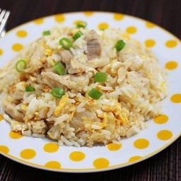 ข้าวผัดหมู