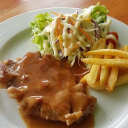 สเต็กหมูนาเนีย