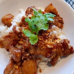 ข้าวหมูกระเทียม||ผัดไทย||หอยทอด||ผัดกระเพรา||ผัดซีอิ้ว บางบัวทอง