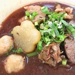 ก๋วยเตี๋ยว9เจริญ