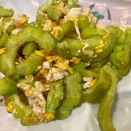 มะระผัดไข่