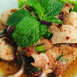 ร้านข้าวตามสั่ง (เสม็ด)