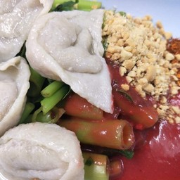 เกี้ยวปลาเย็นตาโฟต้มยำ