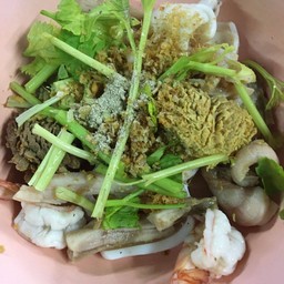 ยำแห้งรวมมิตร(พิเศษ)