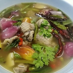 ต้มแซ่บเนื้อน่องลาย