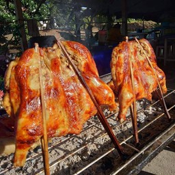 ไก่ย่างวิเชียรบุรี 1ตัว