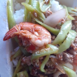พริกหยวก+กุ้งราดข้าว