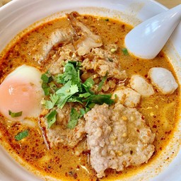 ก๋วยเตี๋ยวหมูต้มยำ