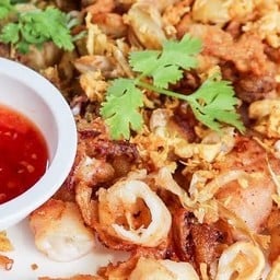 ปลาหมึกทอดกระเทียม