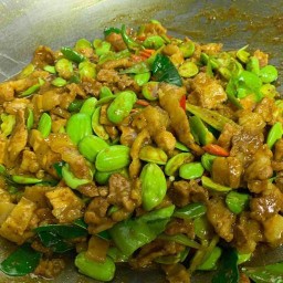 แม่อี๊ด แกงใต้