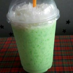 นมเขียวเย็นแก้วใหญ่(32ออนซ์)