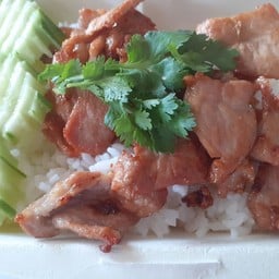 ไก่กระเทียม+ราดข้าว