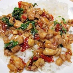 กะเพราไก่ราดข้าว