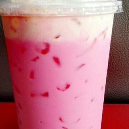 นมชมพูเย็นแก้วใหญ่(32ออนซ์)
