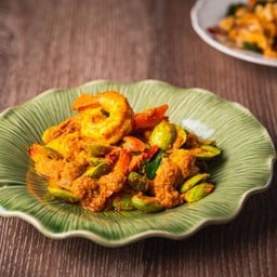 สะตอผัดพริกแกงกุ้งสด