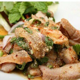 น้ำตกหมู