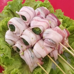 สามชั้นพันบ๊อคโครี่