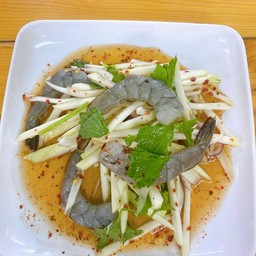 ยำมะม่วงกุ้งสด