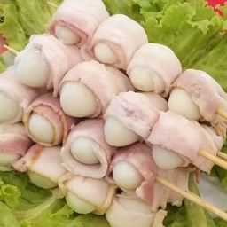 เบคอนพันไข่นกกระทา