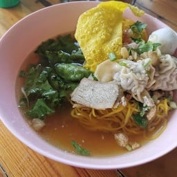 ก๋วยเตี๋ยวมิสเตอร์ชัย