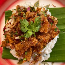 หมูบินข้าวหมูทอด สาขา2 ซอยชัยพรวิถี