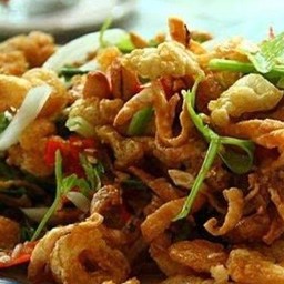 ยำสามกรอบ