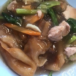 ราดหน้าหมู