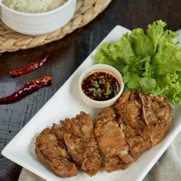 สะโพกไก่ทอด