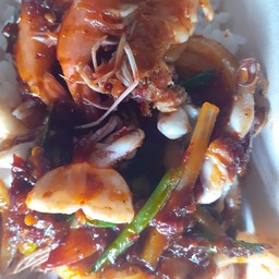 ผัดพริกเผา+ทะเลราดข้าว