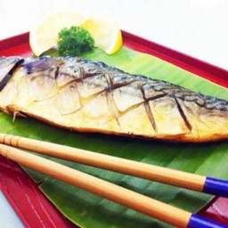 ย่างเกลือซาบะ พร้อมข้าว