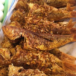 ปลาแดงทอดขมิ้น