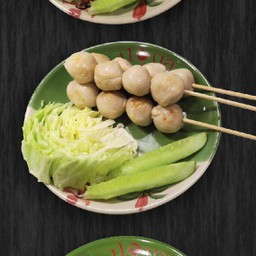 ลูกชิ้นเนื้อ (3ไม้)