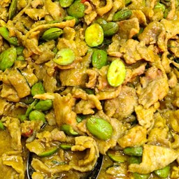 Spicy Stir Fried Pork With Sator