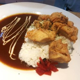 ข้าวแกงกระหรี่ไก่คาราอาเกะ(F)