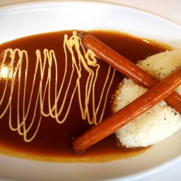 ข้าวแกงกระหรี่ไส้กรอกญี่ปุ่น(F)