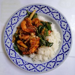ข้าวราดพริกเผากุ้ง หรือหมึก หรือเนื้อ