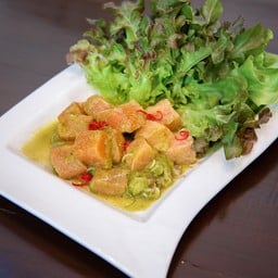 ยำแซลมอนแซ่บวาชาบิ