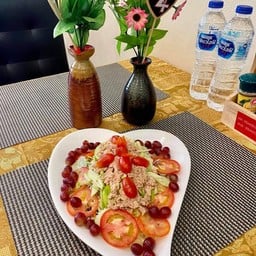 สลัดทูน่าา