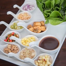 เมี่ยงปลากะพงทอด