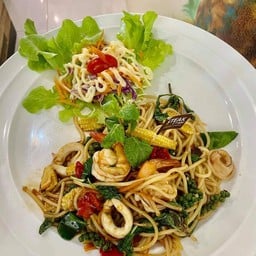 สปาเก็ตตี้ผัดขี้เมาทะเล ขายดี !!