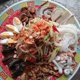 ร้านส้มตำผึ้งน้อย