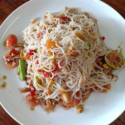 ตำขนมจีน