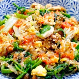 สุกี้แห้ง