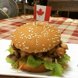 เบอร์เกอร์ไก่ออเรนทัล