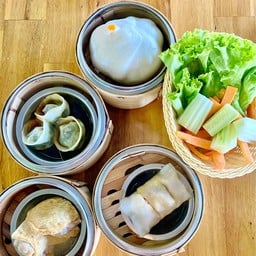 ติ่มซำ ผู้ใหญ่โป้ง