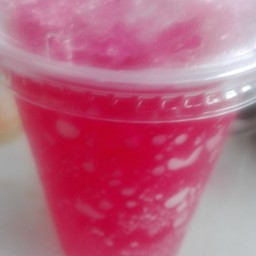 น้ำแดงโซดา