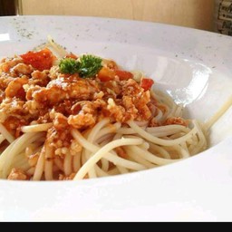 สปาเก็ตตี้ซอสมะเขือเทศหมูสับ