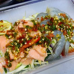 ยำแซลมอน+กุ้งสด
